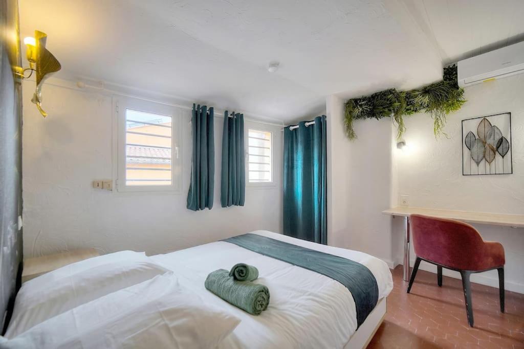 Monkey Forest Apartment Grasse